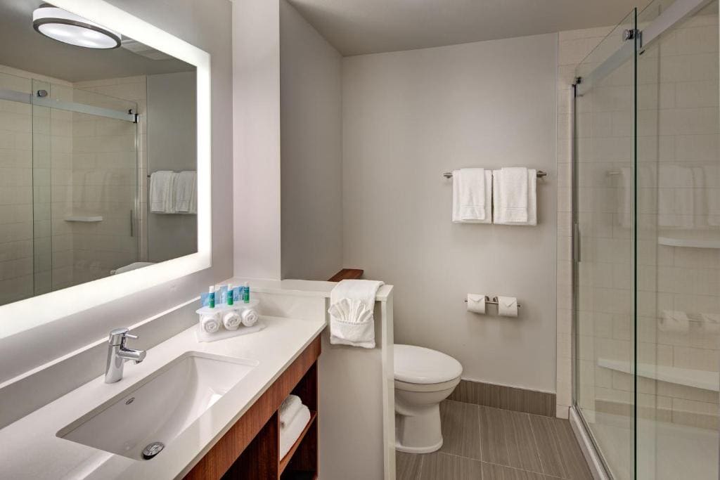 Suite with Two Beds - Non-Smoking room - Image 1