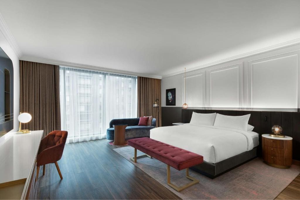 Standard King Room with City View room - Image 1