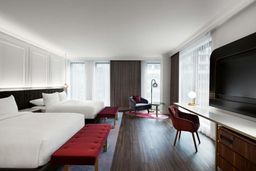 Standard Queen Room with Two Queen Beds and City View room - Image 1