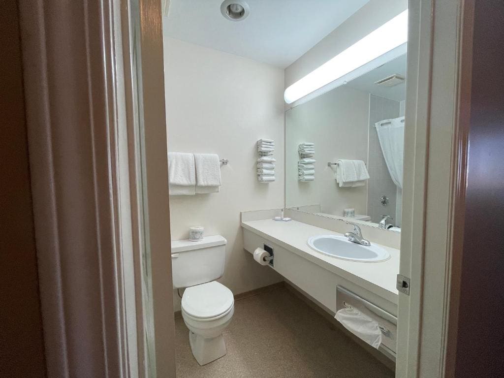 Deluxe Double or Twin Room room - Image 1