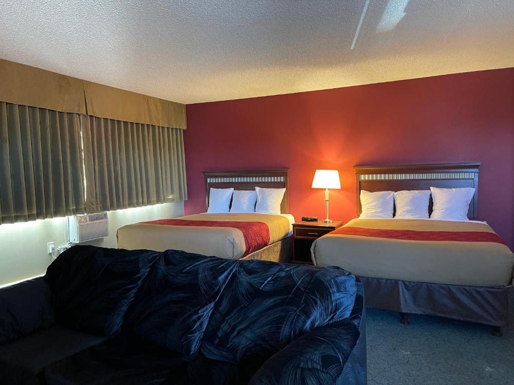 Suite with Two Queen Beds - Non-Smoking room - Image 1