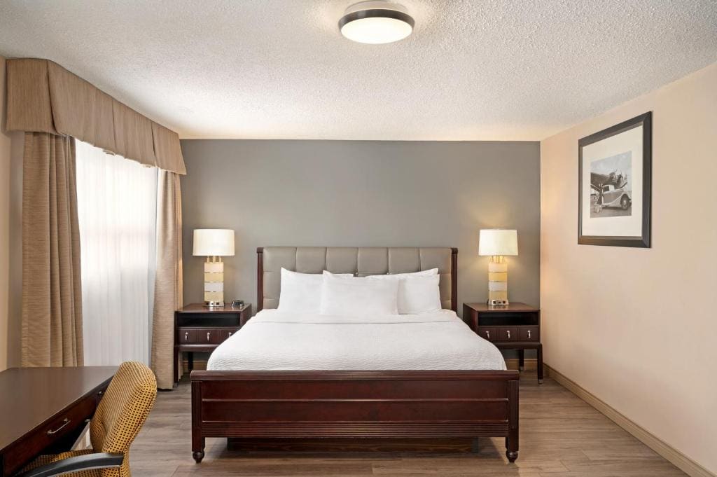 King Room - Non-Smoking room - Image 1
