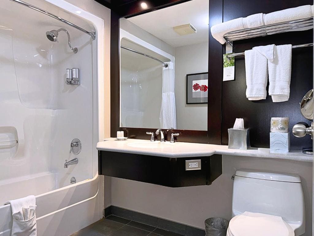 King Room with Executive Wing - Non-Smoking room - Image 2