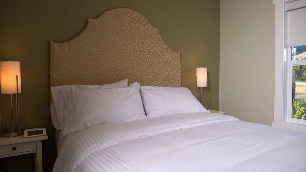 Deluxe Three Bedroom Suite room - Image 3