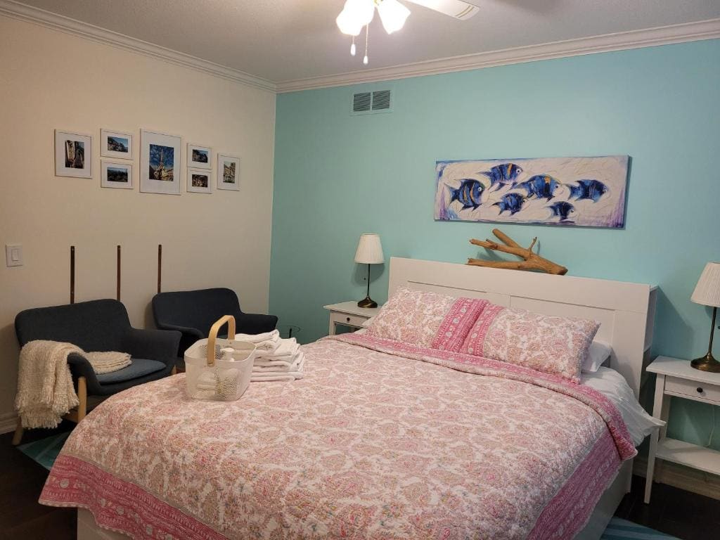 Deluxe Queen Room room - Image 1