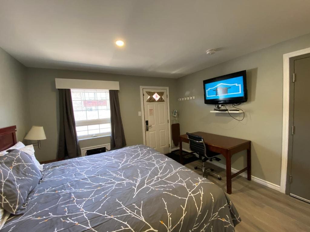 Standard King Room room - Image 3