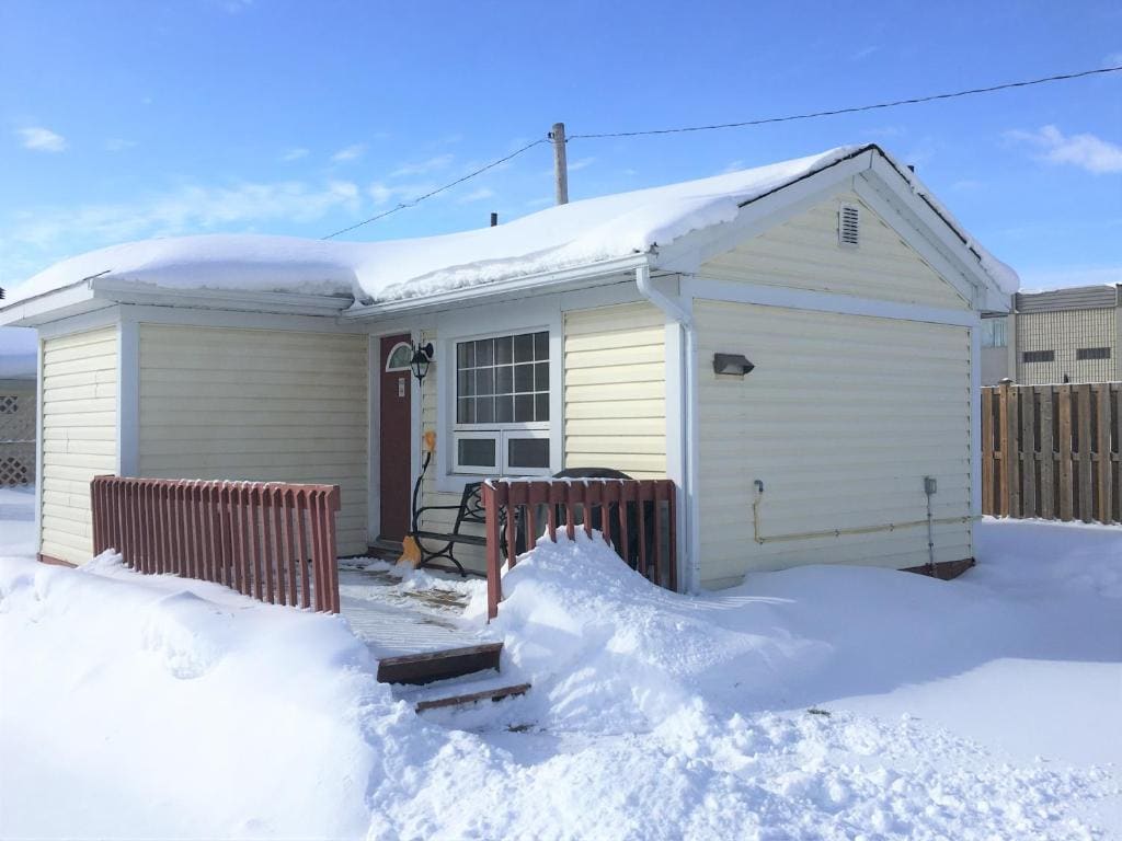 Cottage room - Image 1