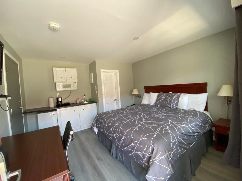 Standard King Room room - Image 2