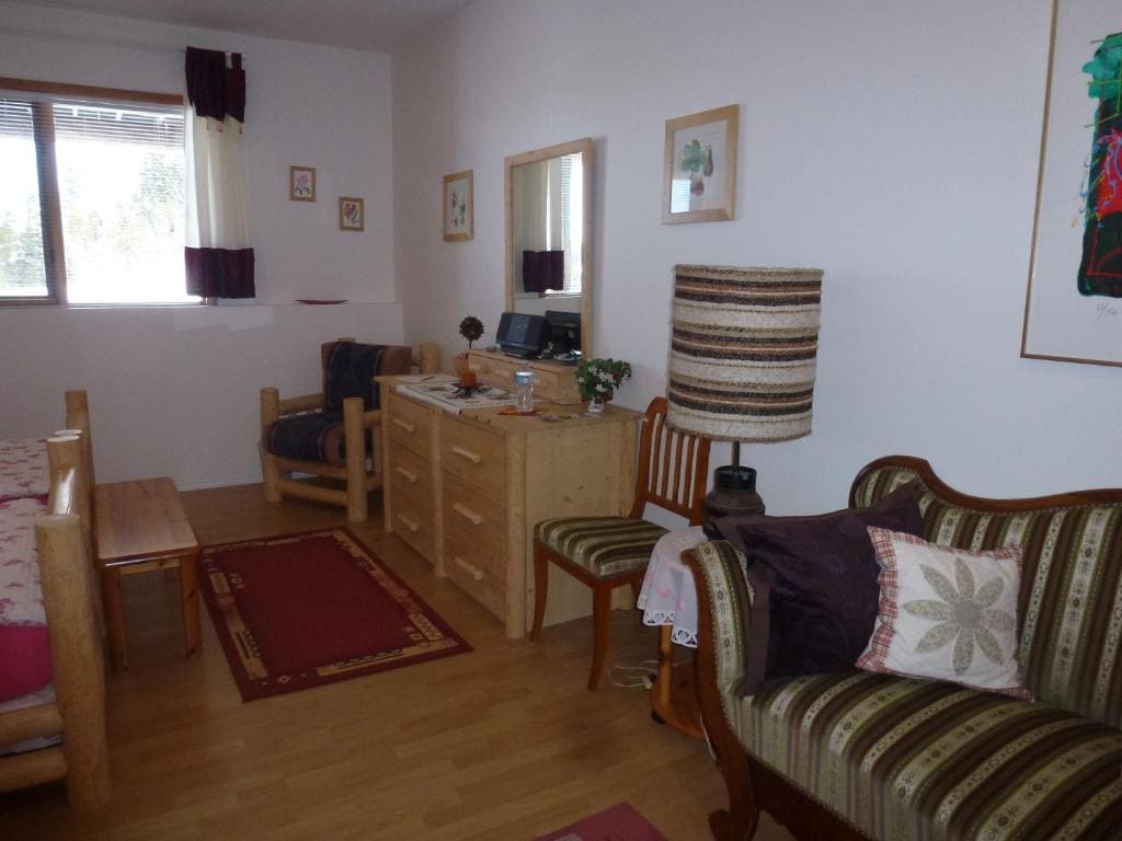 Standard Twin Room room - Image 3