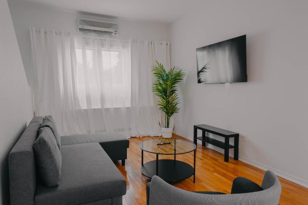 Suite with Garden View room - Image 1