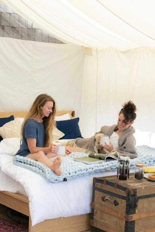 Tent room - Image 1