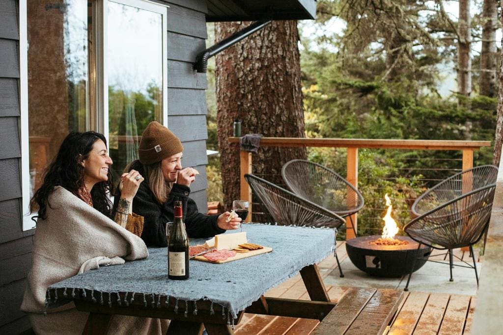Two-Bedroom Cottage with Ocean View room - Image 2