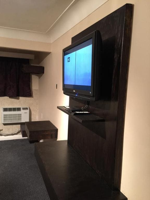 Large Double Room room - Image 3