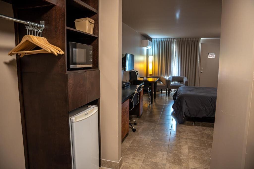 Business Queen Room room - Image 2
