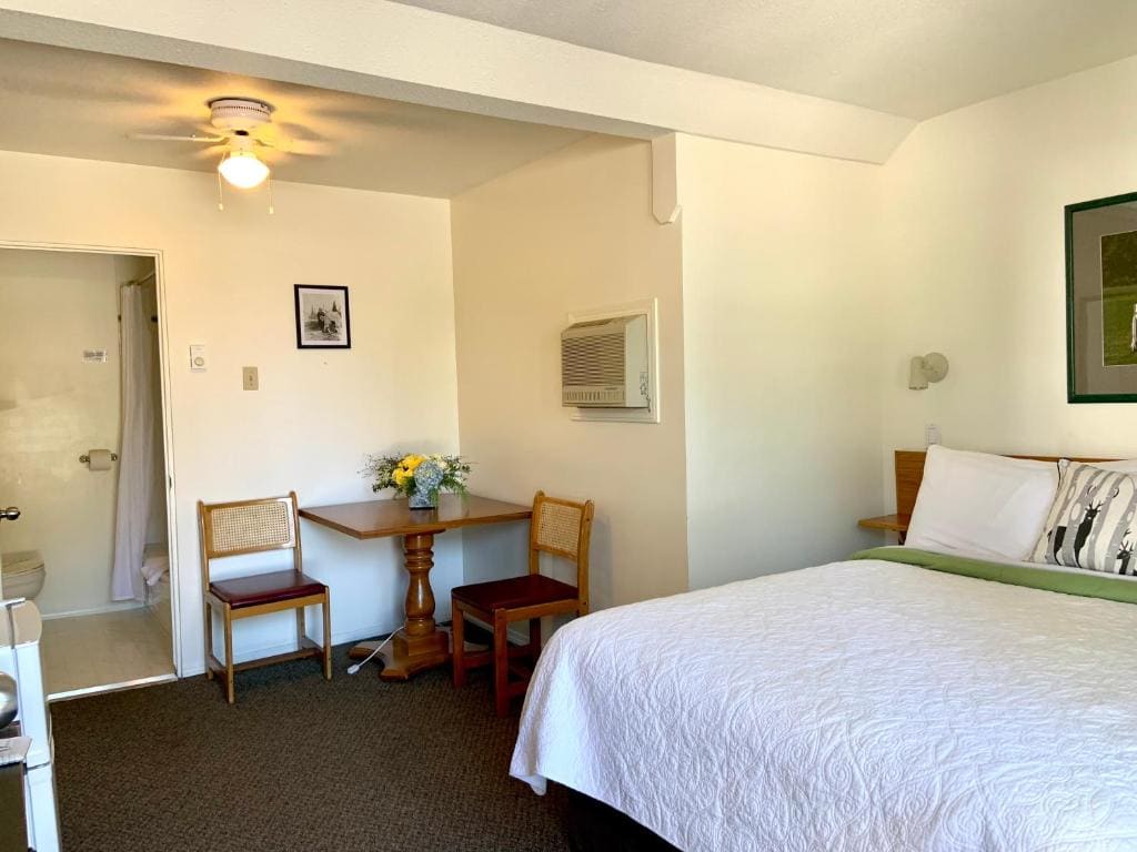 Budget Double Room room - Image 3