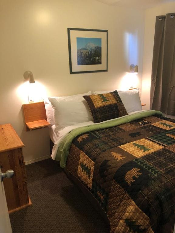Two-Bedroom Suite with Kitchen room - Image 2