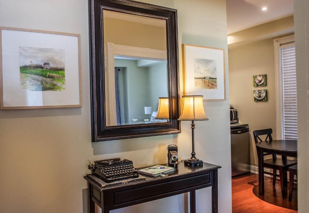 King Suite room - Image 3