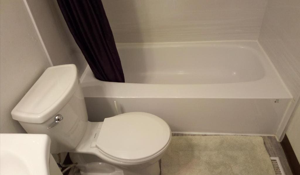 Economy Single Room with Shared Bathroom room - Image 1
