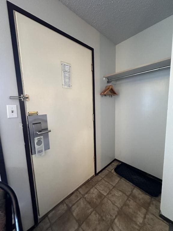 One-Bedroom Queen Suite - Non-Smoking room - Image 2