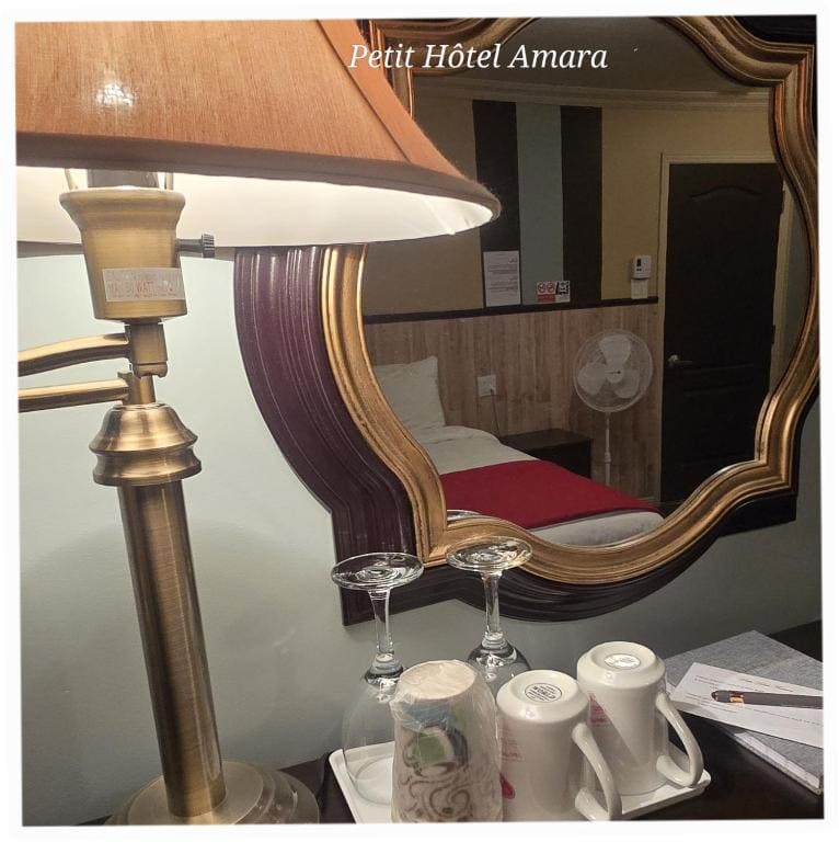 Superior Queen Room room - Image 3