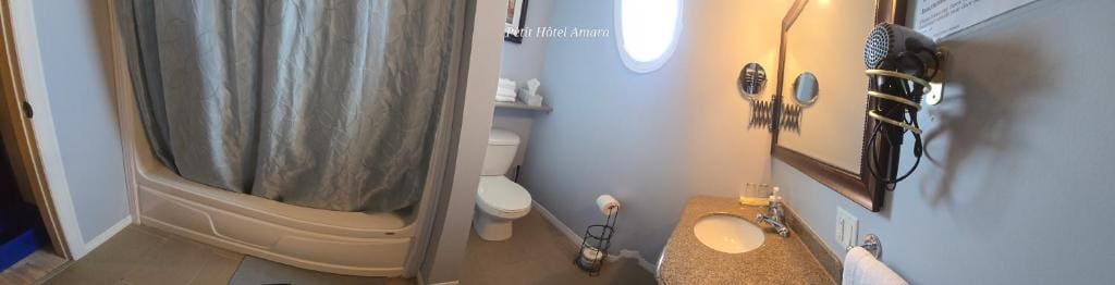 Comfort Double Room with Sea View room - Image 3