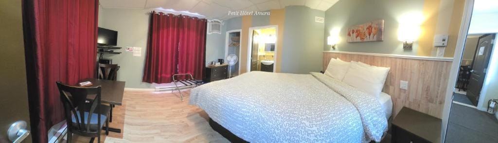 Classic Double Room with Sea View room - Image 2