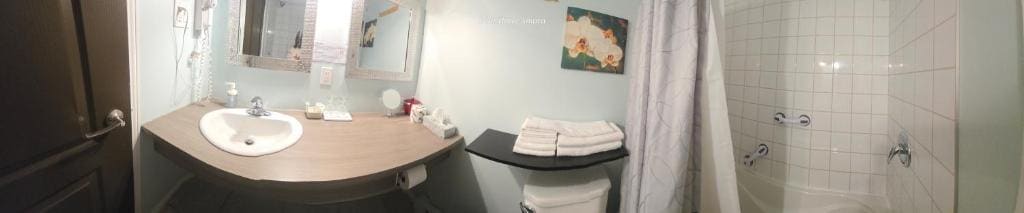 Queen Room room - Image 1