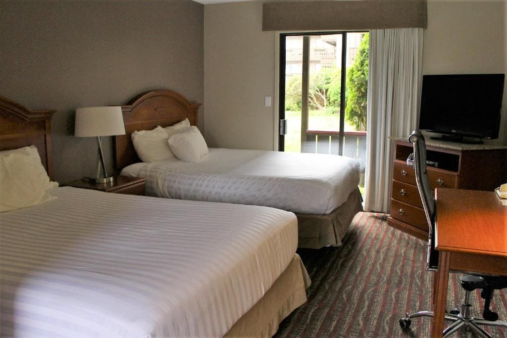 Two - Bedroom Suite - Non-Smoking room - Image 1
