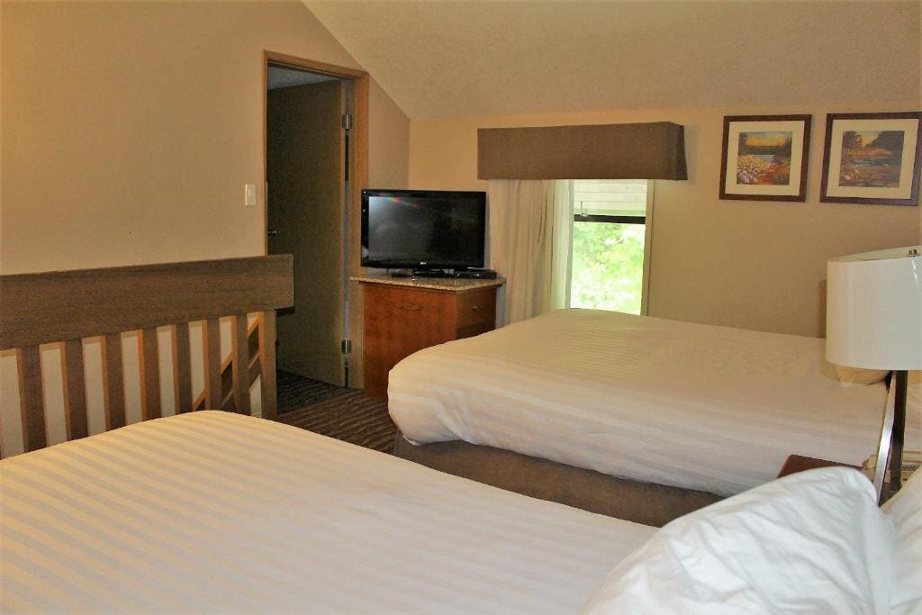 Two Bedroom Suite with Ocean View - Non-Smoking room - Image 1