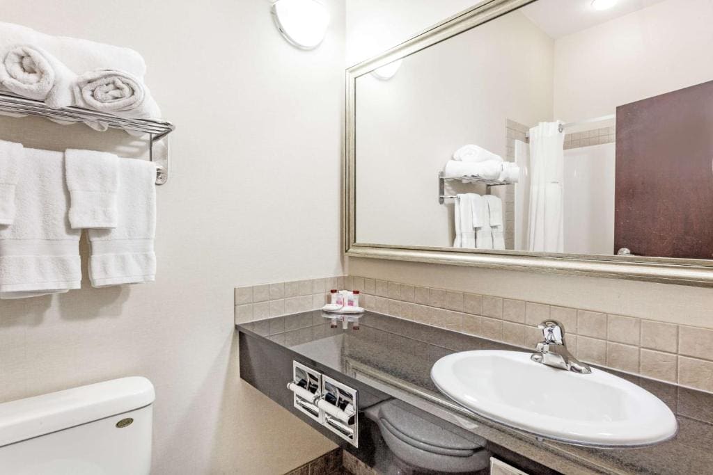 King Room- Non-Smoking room - Image 2