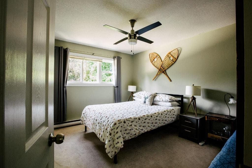 Deluxe Queen Room room - Image 3