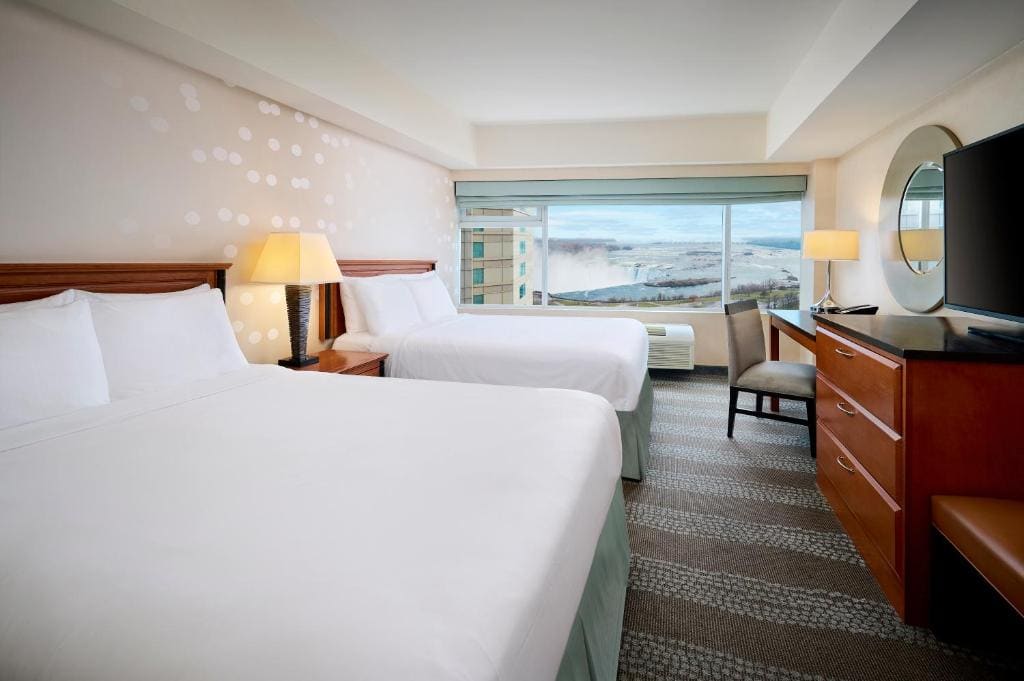 Standard Double Room with Two Double Beds and River View room - Image 2