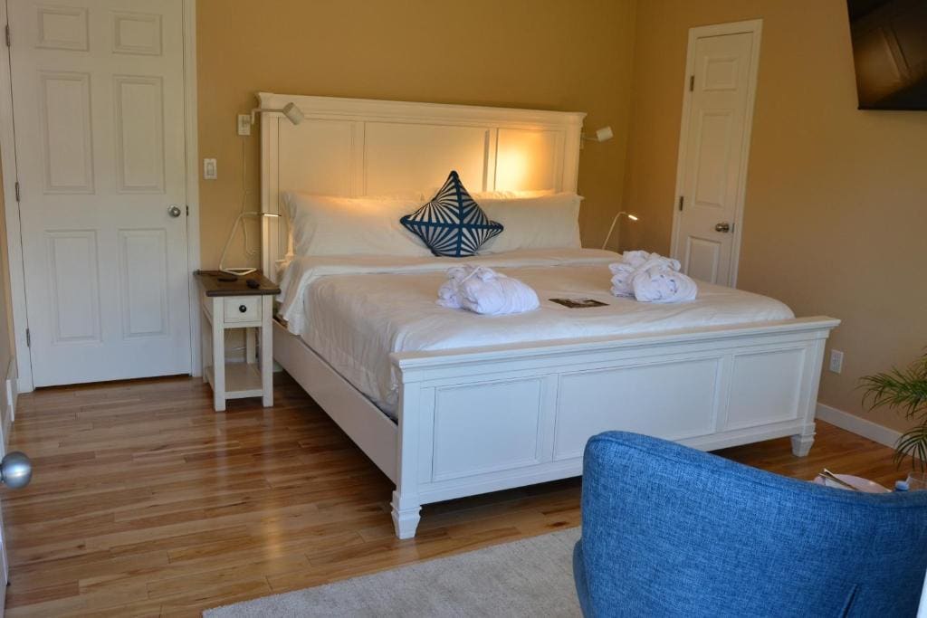 King Room with Balcony room - Image 3