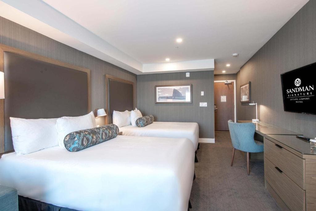 Standard Room, 2 Queen Beds, Sofa Bed room - Image 3
