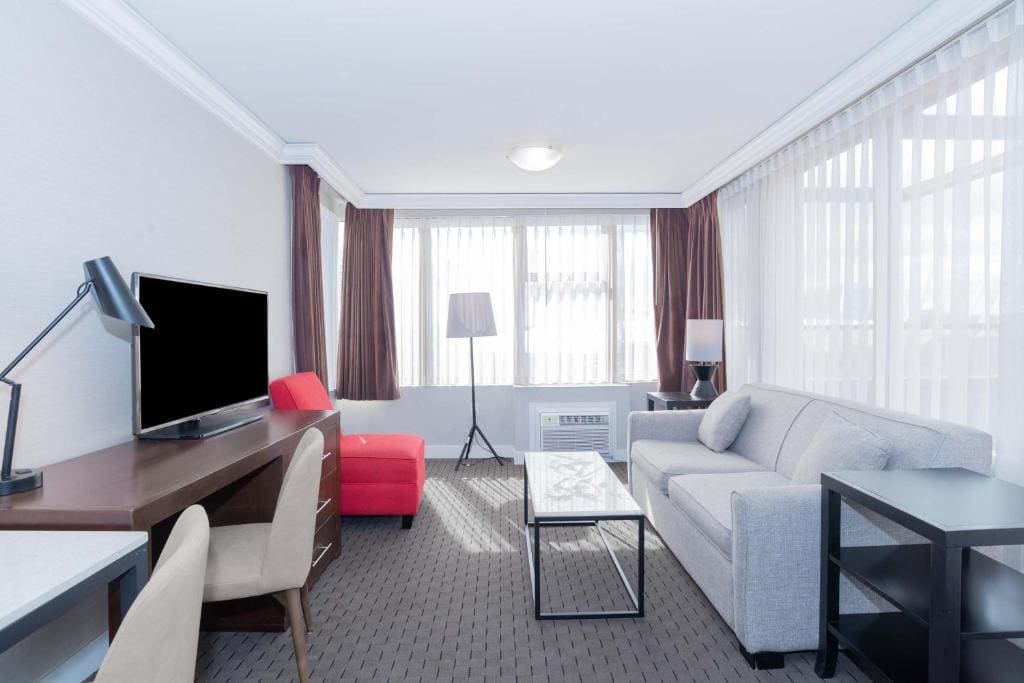 Standard Suite, 1 King Bed, Kitchenette, South Tower room - Image 2