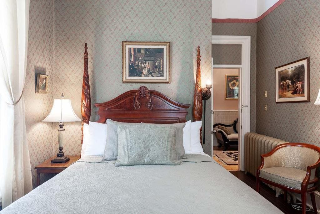 Queen Room room - Image 1