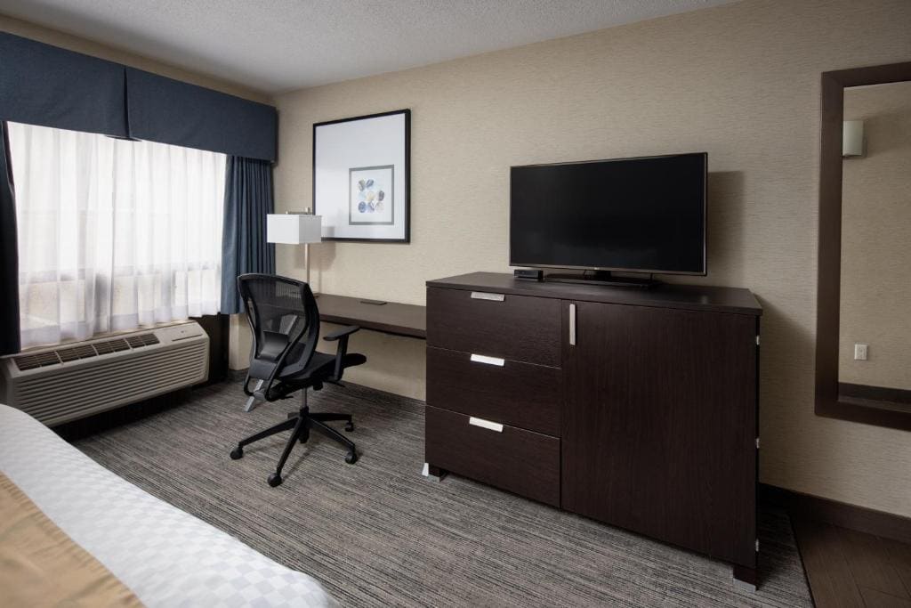 Queen Room room - Image 2
