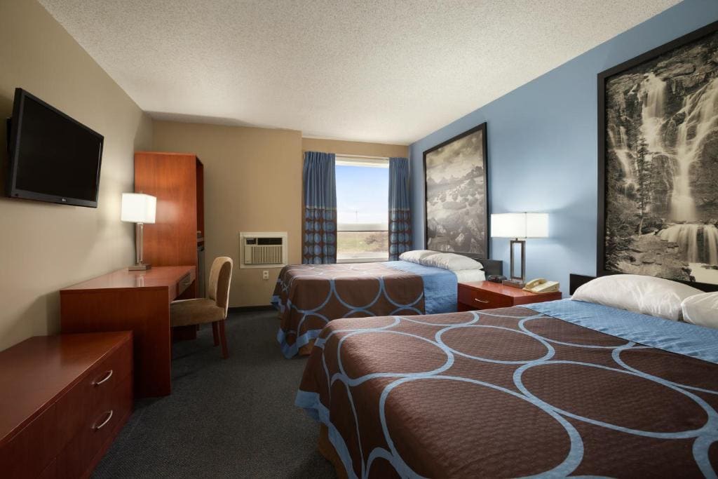 Double Room with Two Double Beds - Non-Smoking room - Image 2