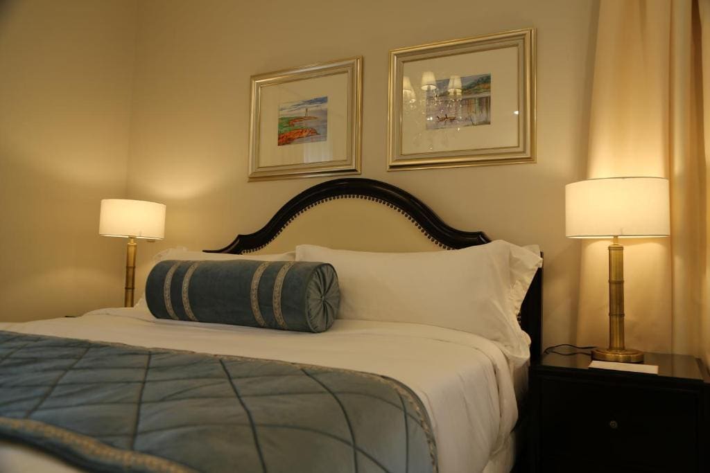 Executive King Room room - Image 2