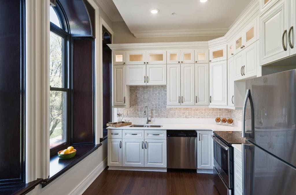Luxury Apartment room - Image 3