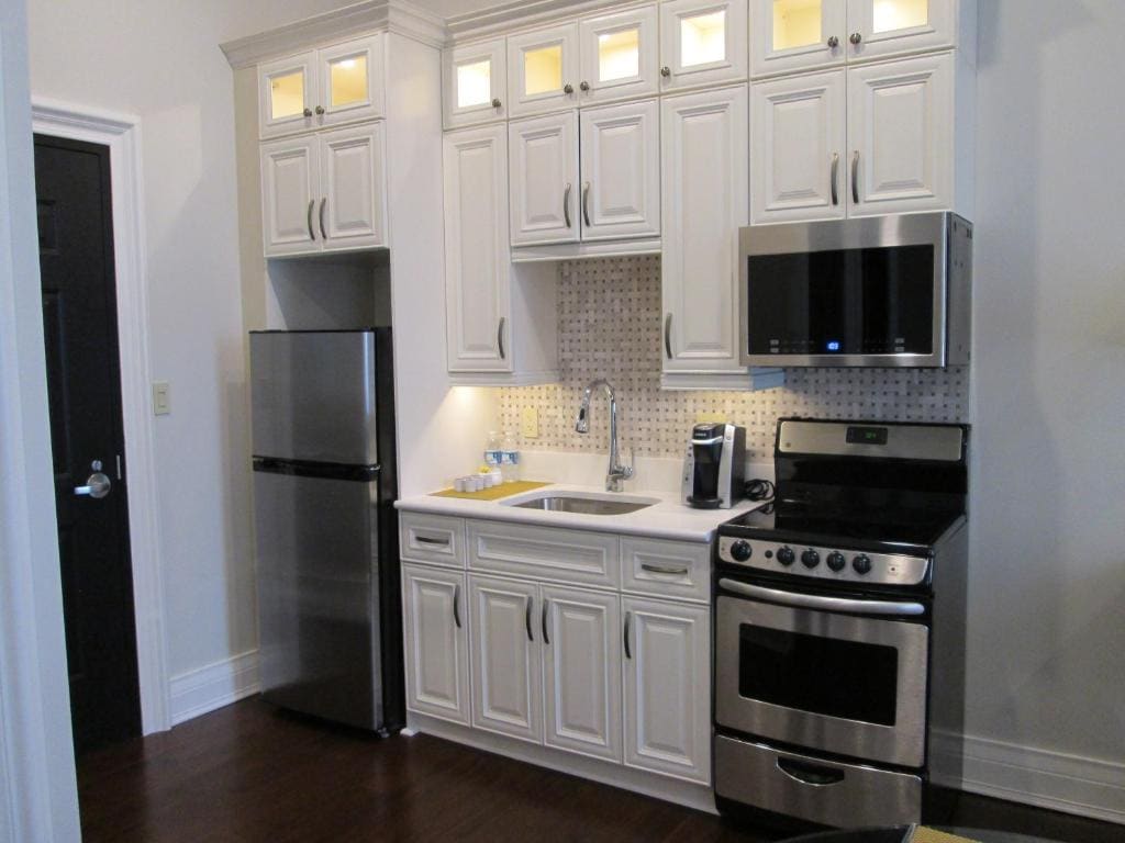 Studio Apartment room - Image 1
