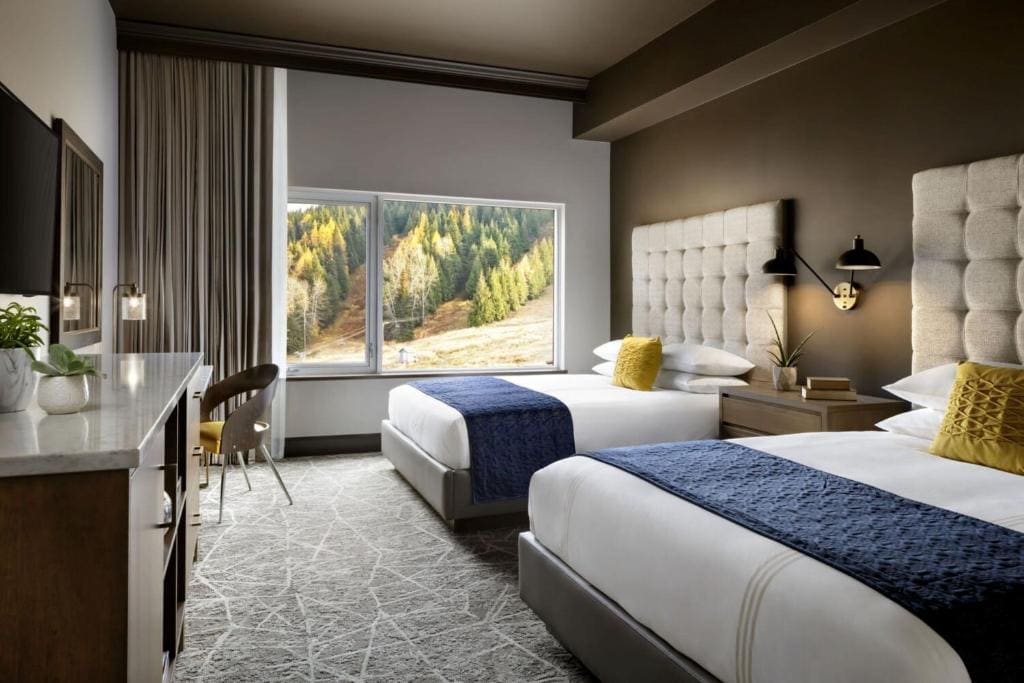 Deluxe Queen Room with Two Queen Beds and Inland View room - Image 1
