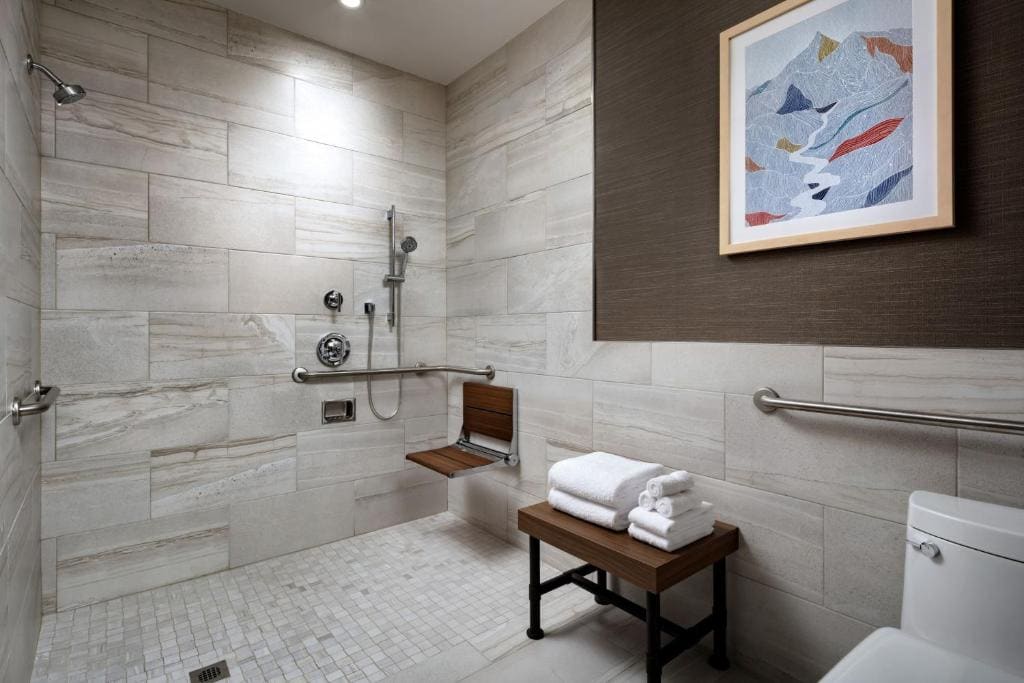 Deluxe King Room with Inland View room - Image 3