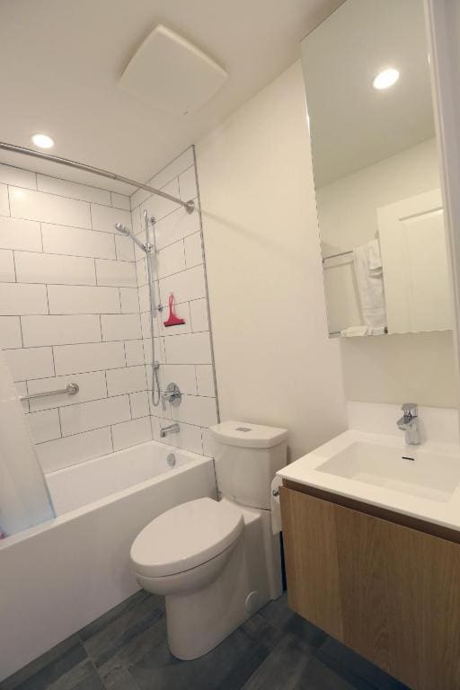 Queen Room with Balcony room - Image 1