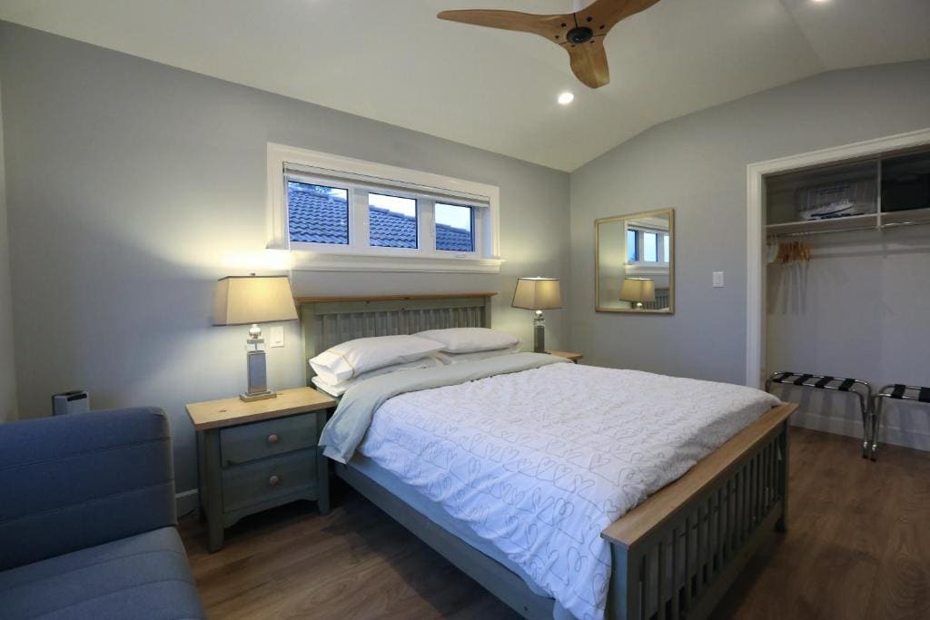 Queen Room with Garden View room - Image 2