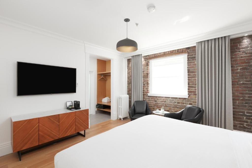 Sterling King Room room - Image 3