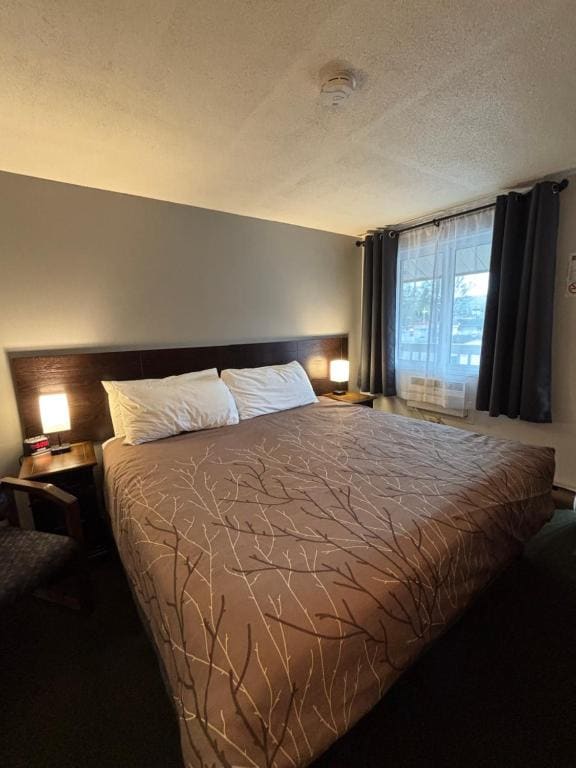 Superior King Room room - Image 1
