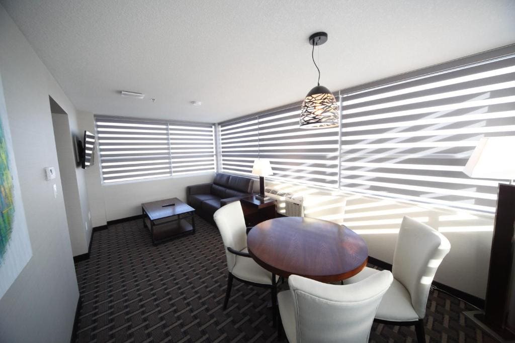 Executive King Suite room - Image 3