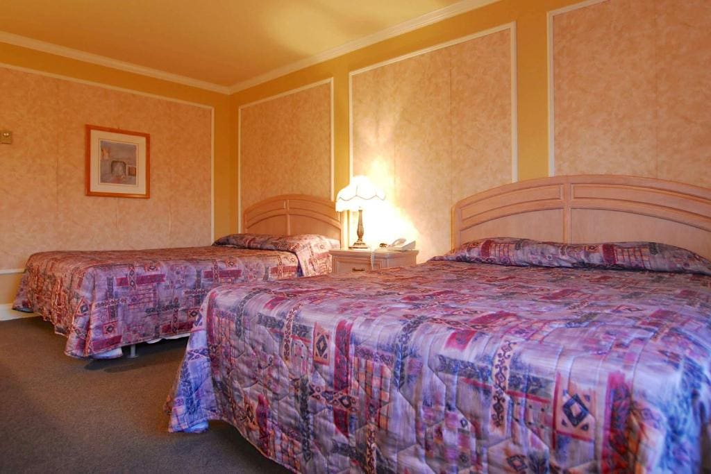 King Room - Non-Smoking room - Image 1