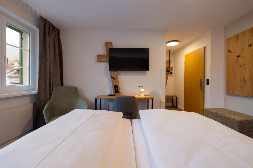 Standard Double Room room - Image 3